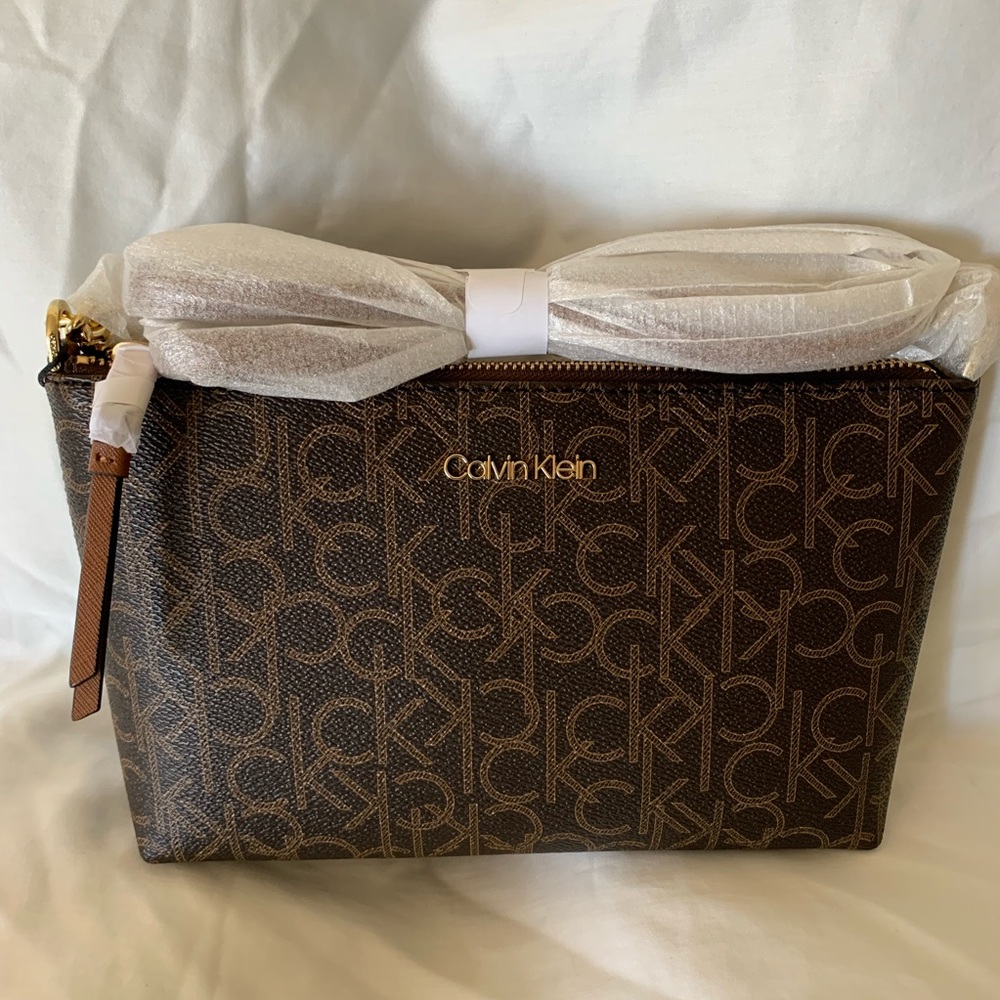 Calvin Klein Hayden Signature Chain Crossbody